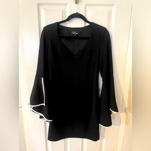Lulu’s bell-sleeved dress